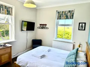 St George's Hotel - Image 4