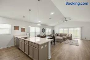 Villages 3BR By Eastport Square and Water Edges Recreation - Image 5