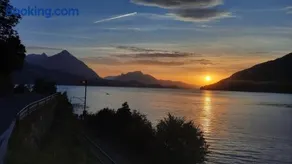 Lakeside Interlaken Jungfrau - Image 1