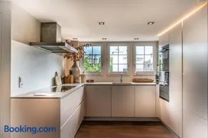 Le Bijou LQ80 Penthouse with Terrace - Image 2