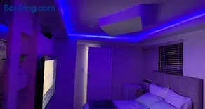 Made Stays - Image 2