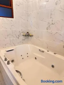 Cabaña para pareja con Jacuzzi - Image 1