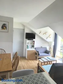 Appartement dans une résidence avec piscines - Image 2