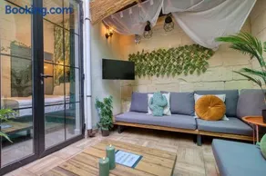 Eclectic Maisonette in Luqa - Image 3