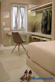 Naxos Heritage Residence - Image 3