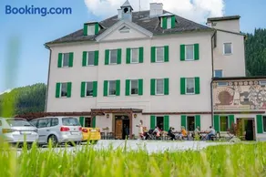 Lorettohof Hotel Garni - Image 2