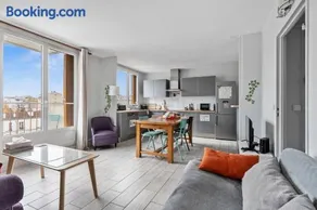 Cosy in Paris - Image 1