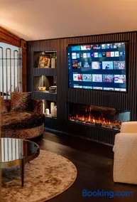 The Penthouse - Image 4