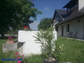 Kutny Residence -Chateau Schaal - Image 1