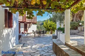 Aletri Pool Cottage - Image 2