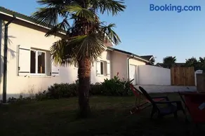 Paisible maison entre plages, lacs et bassin - Image 2