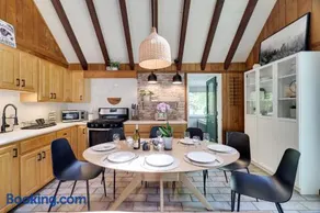 Family Pocono Gem by the lake with private sauna, hot tub, and huge game room - Image 2