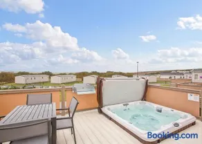 Piran Meadows Resort - Image 2