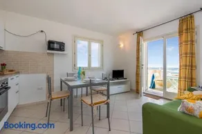 Elicriso - Happy Rentals - Image 2