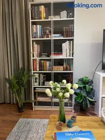 AC 1 Bed Studio Apartment 25+ Non Smokers - Image 2