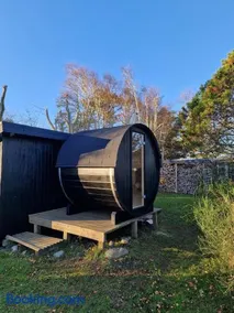 Renovated Holiday Home Sea View 50M To Beach - Image 3