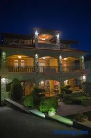 Morfeas Guesthouse - Image 1