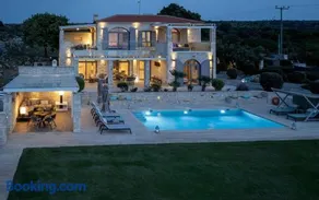 Villa AuroraLuxurius Living - Image 3