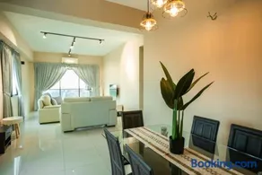 Stylish River View Apartment In Ipoh - Image 3