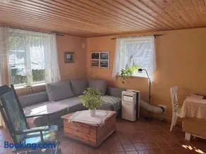 Sweet guest house with a view - Image 3