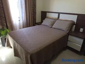 Ótima localização, climatizado, wifi,103 - Image 1