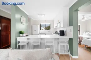 Laguna Beach B8 - Image 4