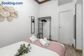 Charming Madrid Villaverde - Image 1