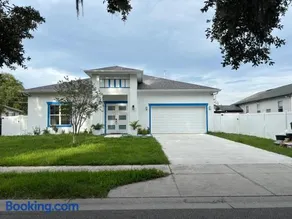 Comfortable Private Rooms Near Orlando's Top Attractions - Image 1