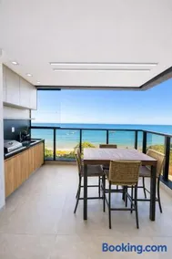 Luxo à Beira Mar com 3 suites e varanda Goumert com churrasqueira vista para o mar - Image 1