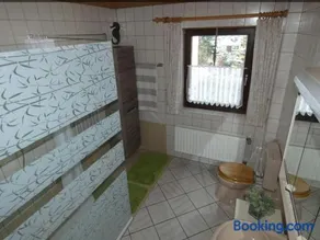 Ferienhaus mit Garten - Image 3