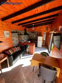 Confortable cabaña con parrilla - Image 2