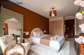 Studio de luxe Centre Ville - 1 Chambre Netflix, Parking et Piscine - Image 1