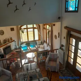 Costa Mama VIlla - Image 2