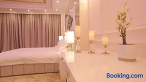 Broad Almkan Apart Hotel - Image 2