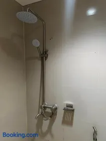 Nice Hotel Aurora Cubao - Image 4