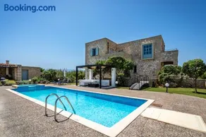 Beachfront villa Turquoise with private pool, BBQ and ping pong table - Image 3