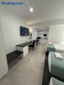 Mia Motel - Image 3