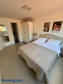 Apartamento Itaipava- Rua Principal - Image 3