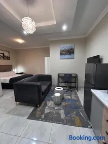 CalmeQuies Home - Image 2