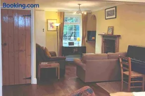 Cosy but spacious 2 bed Victorian character cottage with sea views - Image 3