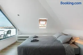Beautiful Apartment with View of the Tagus River - Image 2