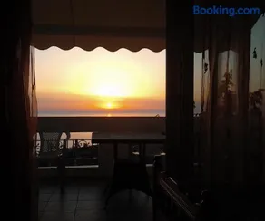 Sunset Bella Vista - Image 2