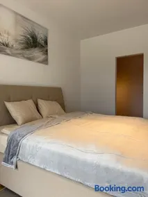Luxapartments - Lake View Apartment 202 in Penati Golf Resort - Image 3