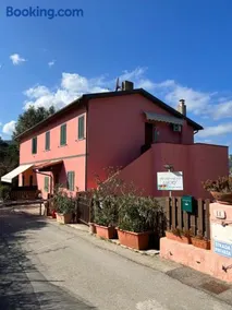 Appartamenti Lucry - Image 2