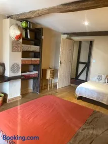 Appartement à colombages indépendant avec piscine partagée avec le proprietaire - Image 3