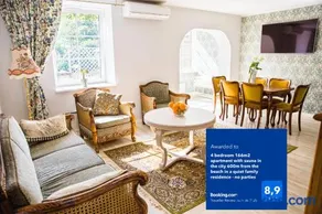 4 bedroom 166m2 apartment with sauna in the city 600m from the beach in a quiet family residence - Image 1