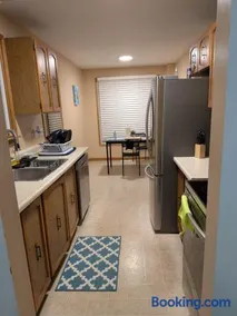 Cozy Belleville Retreat Near DT & Waterfront - Image 2