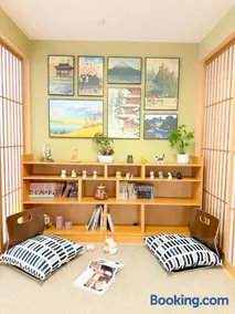 Ōimazato-Japanese Garden Japanese Entire House with T a t ami Rooms for 8 & 5 Minutes Walk to Imazato &2 Baths 2 Toilets &Direct to Namba and Nipponbashi - Image 1