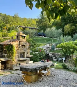Bolara 60: the Guesthouse - Image 2