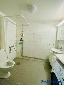 Stylish City Apartment Stockholm - Image 4
